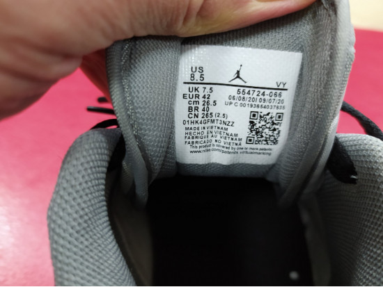 Кросівки чоловічі Nike Air Jordan 1 Low