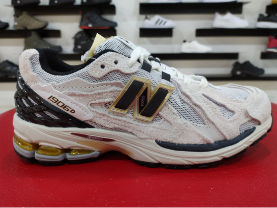 New Balance 1906