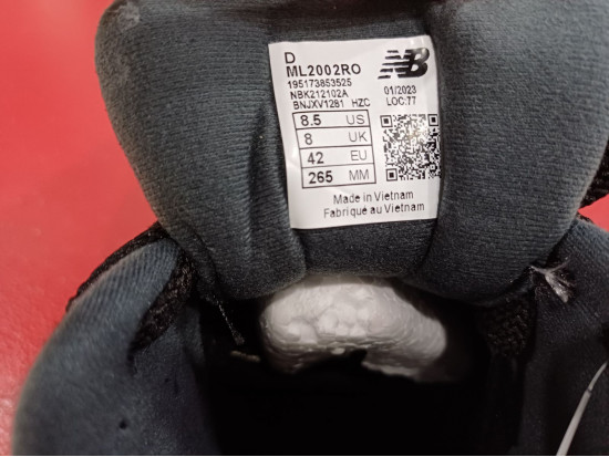 New Balance 2002R