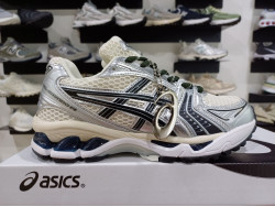 Asics Gel-Kayano 14