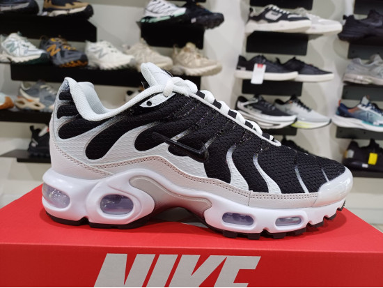 Nike Air Max TN Plus