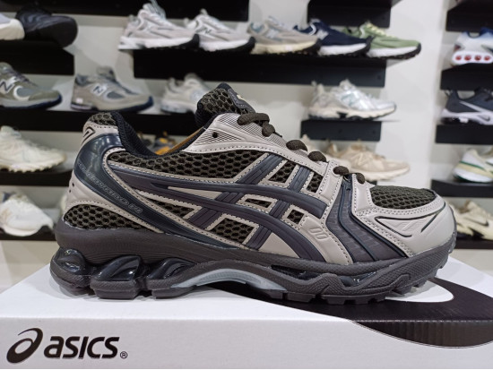 Asics Gel-Kayano 14