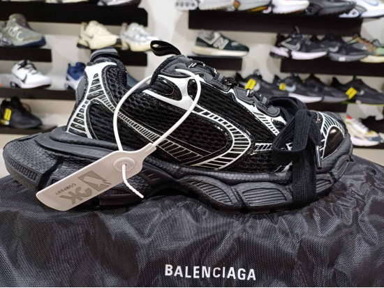 Balenciaga 3XL