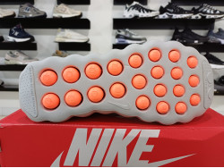 Nike Mind 002