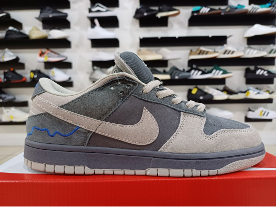Nike SB Dunk Low