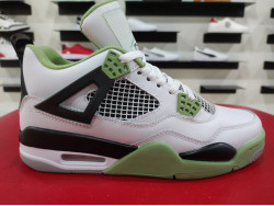 Jordan 4 Retro