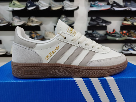 Adidas Spezial