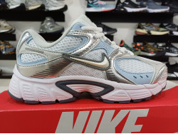 Nike V5 RNR
