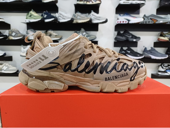 Balenciaga Track