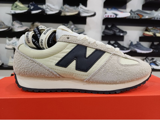 New Balance 471