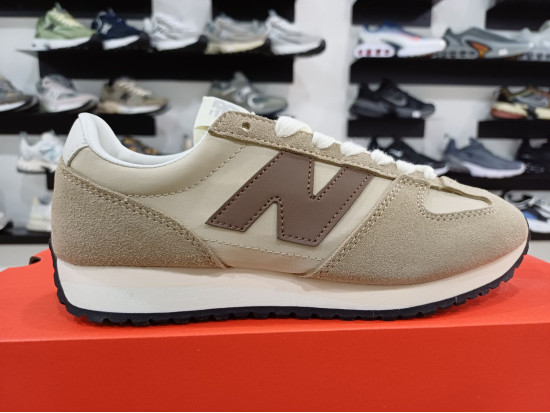 New Balance 471