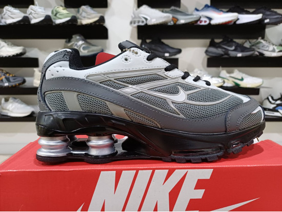 Nike Shox Ride 2 Supreme