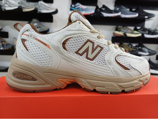 New Balance 530