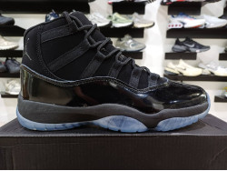 Nike Air Jordan 11 Retro