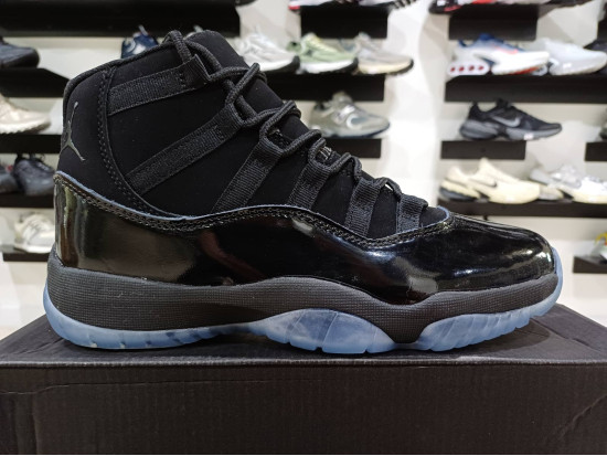Nike Air Jordan 11 Retro