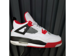 Кросівки жіночі Nike Air Jordan Retro 4