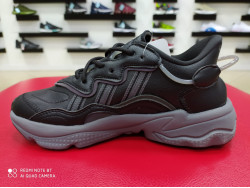 Жіночі кросівки Adidas Ozweеgo / Адідас Озвіго