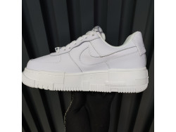 Жіночі кросівки Nike Air Force 1 Pixel