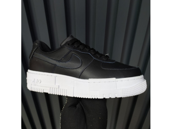 Женские кроссовки Nike Air Force 1 Pixel